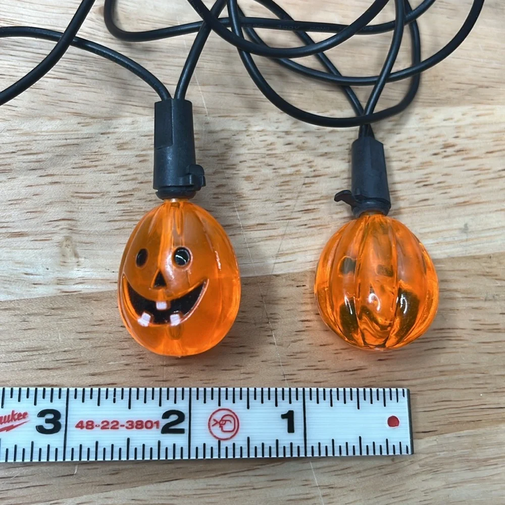Vtg Halloween Pumpkin Jack-O-Lantern Lights Novelty 20 Light String Blow Mold